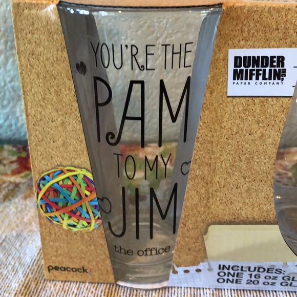 The Office “Pam & Jim” Glassware Set - Picture 3 of 8